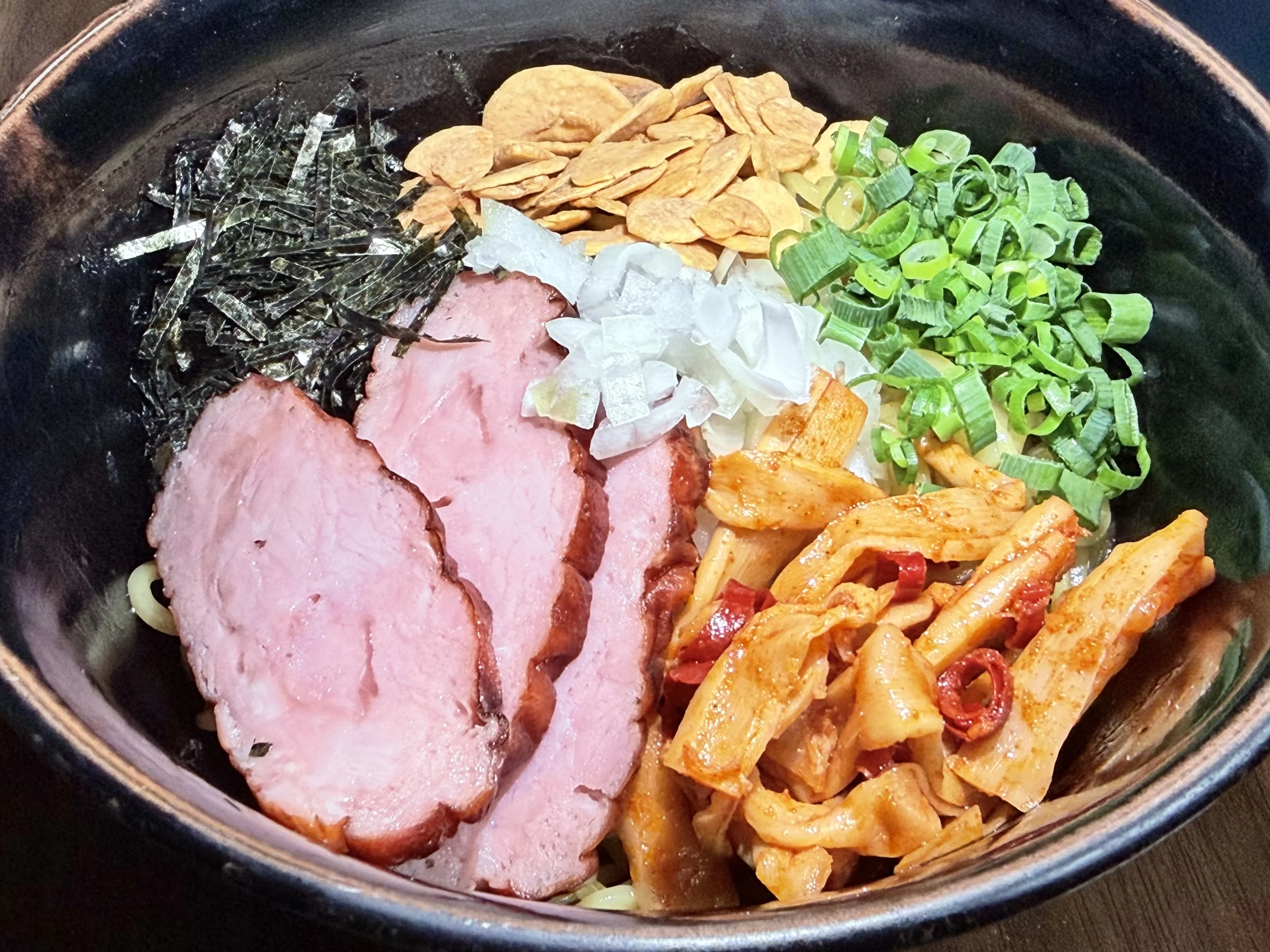 名物沖縄そばの楽しみ方